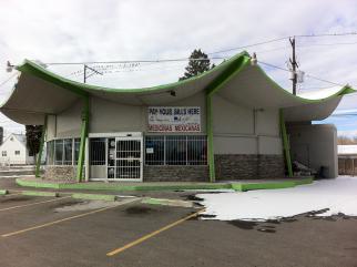 photo of Denver's first Big Top Store on South Federal